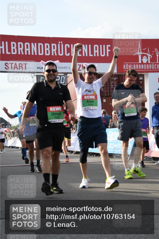 03.10.2026 - Köhlbrandbrückenlauf LenaG. http://msf.ph/oto/10763154 03.10.2026 16:12:21 Ziel 7542, 7594, 7604, 7605, 7876, 8227, 8296, 8394, 8445, 8523, 8576, 8662, 9120, 9136, 9281, 9760, 9799, 9820 meine-sportfotos.de