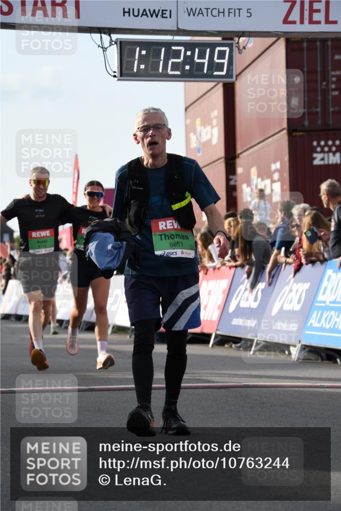 03.10.2026 - Köhlbrandbrückenlauf LenaG. http://msf.ph/oto/10763244 03.10.2026 16:12:50 Ziel 7767, 7855, 8651, 8772, 8802, 8911, 8969, 9190, 9715 meine-sportfotos.de