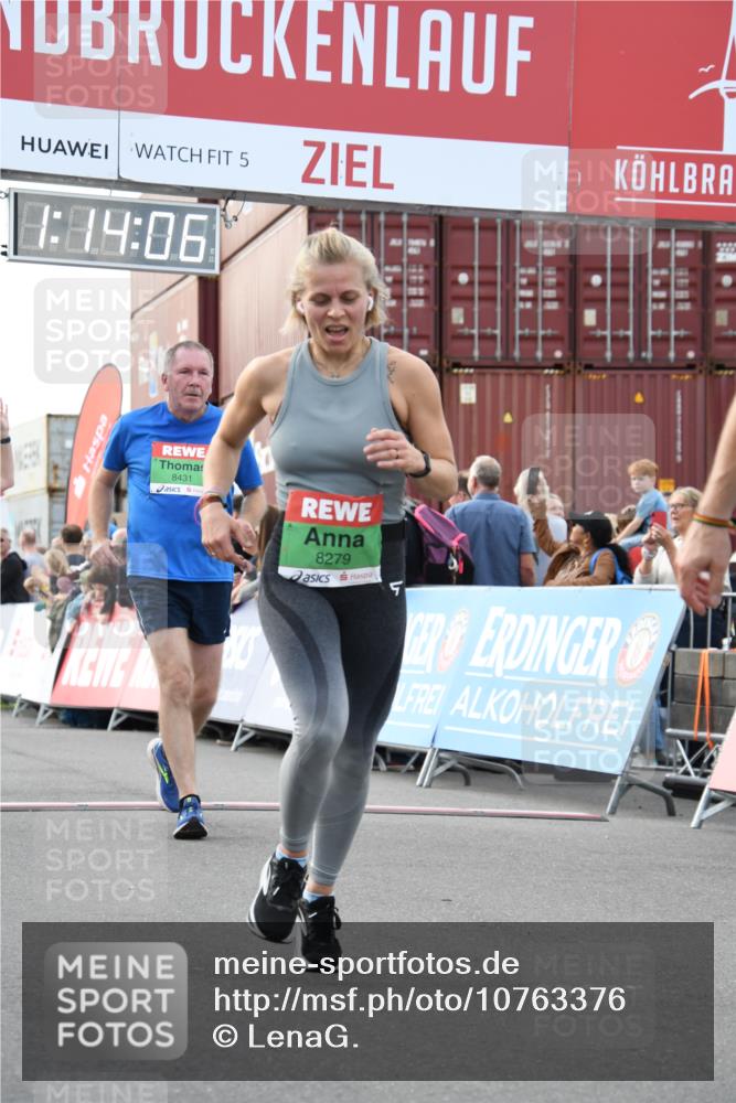 03.10.2026 - Köhlbrandbrückenlauf LenaG. http://msf.ph/oto/10763376 03.10.2026 16:14:07 Ziel 7351, 7709, 7913, 8279, 8431, 8578, 8933, 9746 meine-sportfotos.de