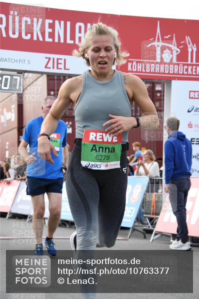 03.10.2026 - Köhlbrandbrückenlauf LenaG. http://msf.ph/oto/10763377 03.10.2026 16:14:08 Ziel 7351, 7709, 7913, 8279, 8431, 8544, 8545, 8578, 8933, 9746 meine-sportfotos.de