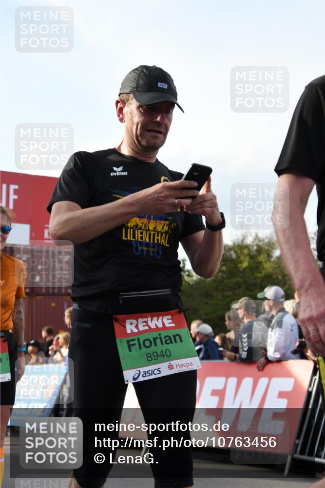 03.10.2026 - Köhlbrandbrückenlauf LenaG. http://msf.ph/oto/10763456 03.10.2026 16:17:29 Ziel 7291, 7957, 7958, 8034, 8349, 8386, 8508, 8692, 8798, 8940, 9073, 9077, 9784 meine-sportfotos.de