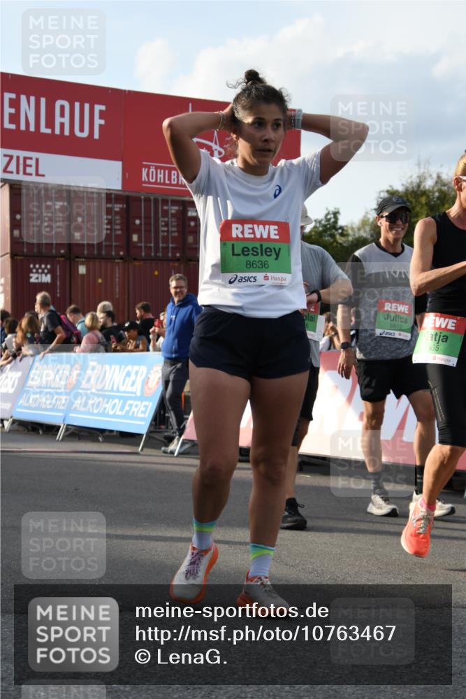 03.10.2026 - Köhlbrandbrückenlauf LenaG. http://msf.ph/oto/10763467 03.10.2026 16:17:59 Ziel 7170, 7775, 7785, 7946, 7983, 8521, 8612, 8636, 8776, 8985 meine-sportfotos.de