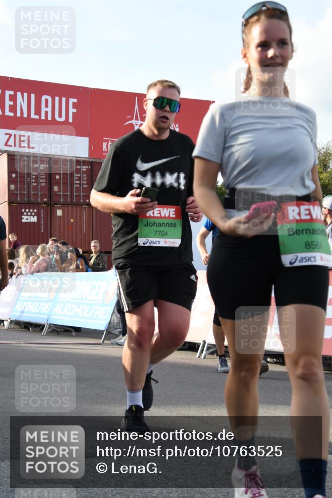 03.10.2026 - Köhlbrandbrückenlauf LenaG. http://msf.ph/oto/10763525 03.10.2026 16:21:09 Ziel 7336, 7448, 7704, 7711, 7791, 8364, 8564, 8565, 8581, 8948, 8949, 9173, 9226, 9593 meine-sportfotos.de