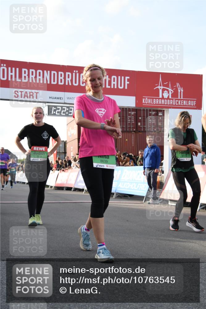 03.10.2026 - Köhlbrandbrückenlauf LenaG. http://msf.ph/oto/10763545 03.10.2026 16:22:36 Ziel 7229, 7486, 7793, 7819, 7890, 8474, 8504, 8639, 8983, 9178, 9347 meine-sportfotos.de