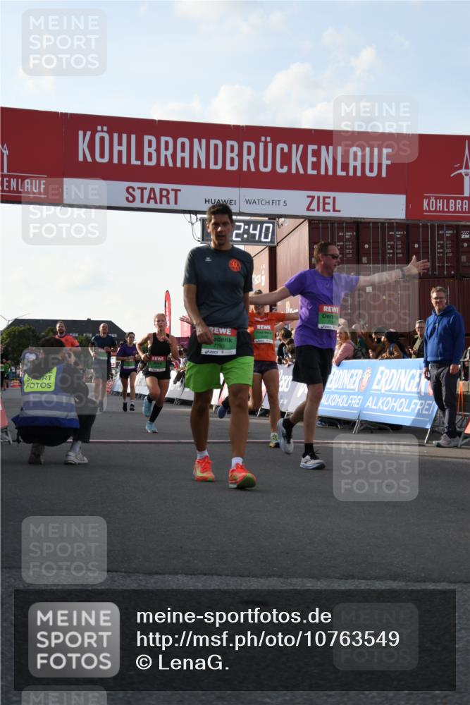 03.10.2026 - Köhlbrandbrückenlauf LenaG. http://msf.ph/oto/10763549 03.10.2026 16:22:41 Ziel 7163, 7793, 7819, 7945, 8414, 8504, 8639, 8983, 9178, 9386 meine-sportfotos.de