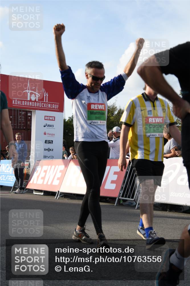 03.10.2026 - Köhlbrandbrückenlauf LenaG. http://msf.ph/oto/10763556 03.10.2026 16:22:57 Ziel 7530, 7988, 7992, 9402, 9487, 9546, 9562, 9789 meine-sportfotos.de