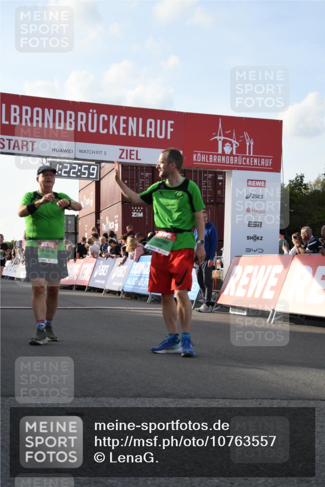 03.10.2026 - Köhlbrandbrückenlauf LenaG. http://msf.ph/oto/10763557 03.10.2026 16:22:59 Ziel 7530, 7988, 7992, 8701, 9402, 9487, 9546, 9562, 9789 meine-sportfotos.de