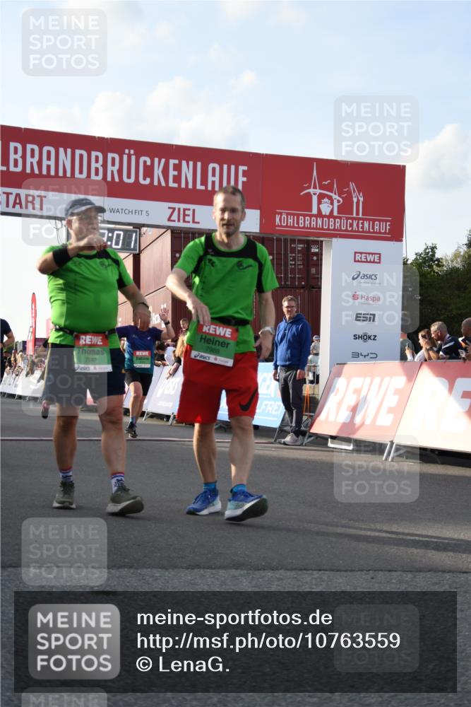 03.10.2026 - Köhlbrandbrückenlauf LenaG. http://msf.ph/oto/10763559 03.10.2026 16:23:01 Ziel 7988, 7992, 8345, 8419, 8701, 9402, 9546, 9562, 9789 meine-sportfotos.de