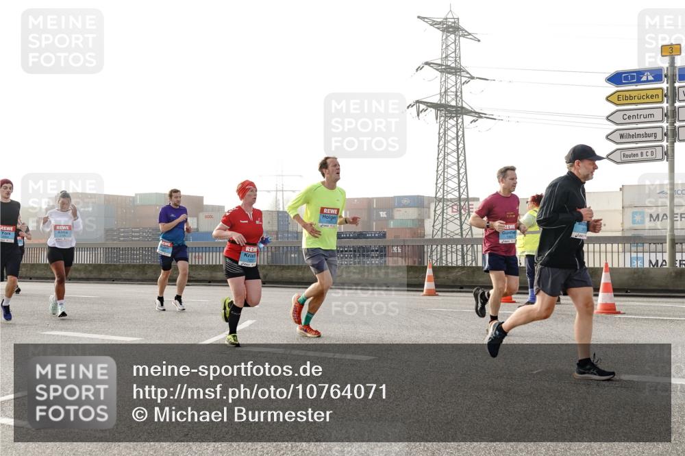 03.10.2026 - Köhlbrandbrückenlauf Michael Burmester http://msf.ph/oto/10764071 03.10.2026 09:16:02 Position 3 3 meine-sportfotos.de