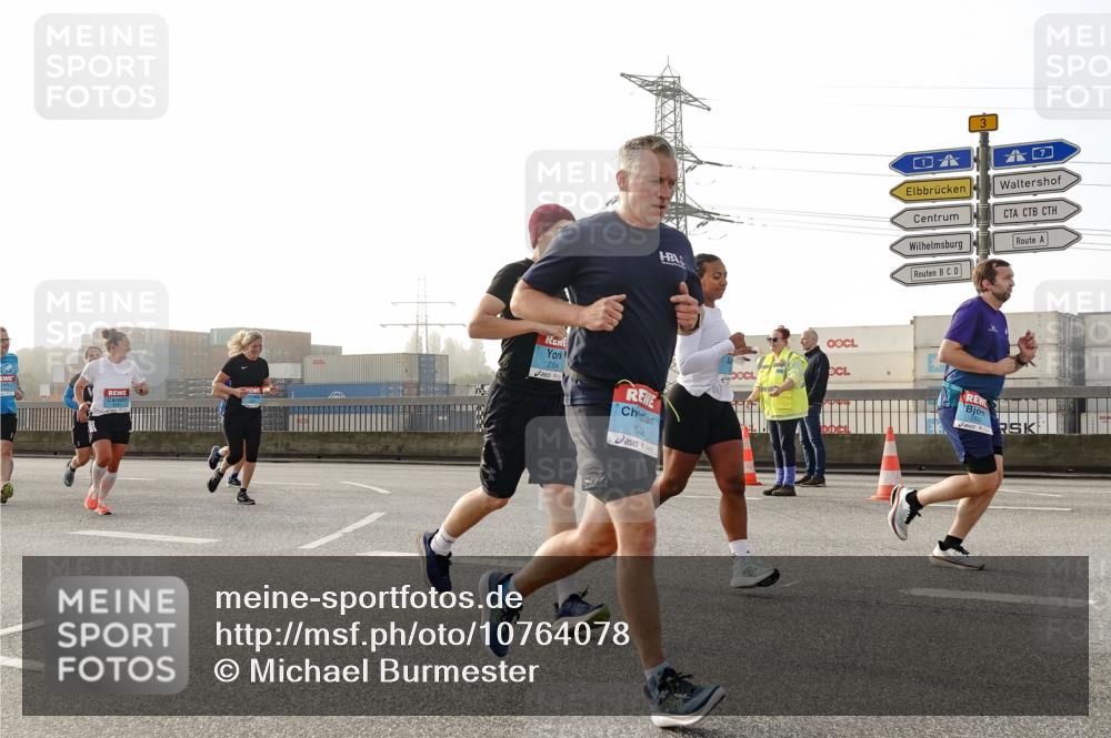 03.10.2026 - Köhlbrandbrückenlauf Michael Burmester http://msf.ph/oto/10764078 03.10.2026 09:16:05 Position 3 1648 meine-sportfotos.de