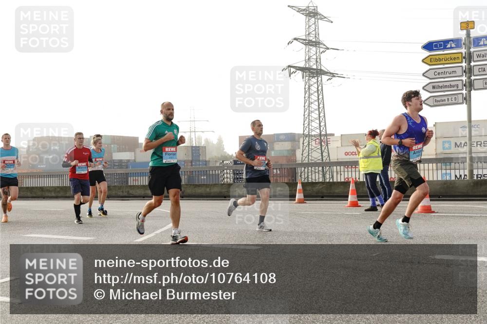 03.10.2026 - Köhlbrandbrückenlauf Michael Burmester http://msf.ph/oto/10764108 03.10.2026 09:16:12 Position 3 3 meine-sportfotos.de