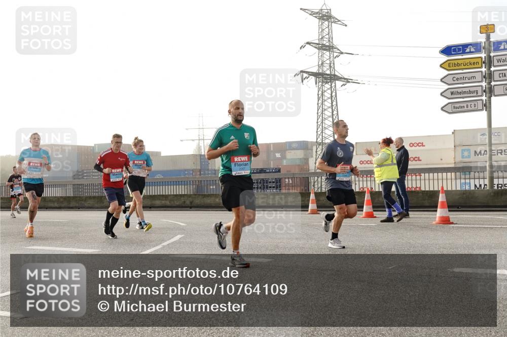 03.10.2026 - Köhlbrandbrückenlauf Michael Burmester http://msf.ph/oto/10764109 03.10.2026 09:16:12 Position 3 2007 meine-sportfotos.de