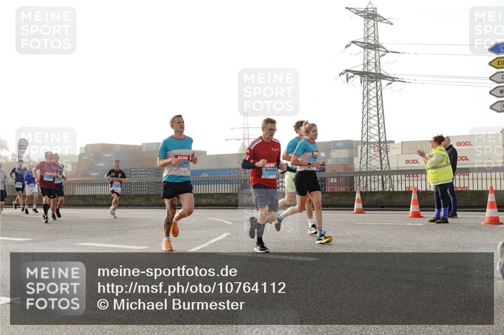 03.10.2026 - Köhlbrandbrückenlauf Michael Burmester http://msf.ph/oto/10764112 03.10.2026 09:16:13 Position 3  meine-sportfotos.de