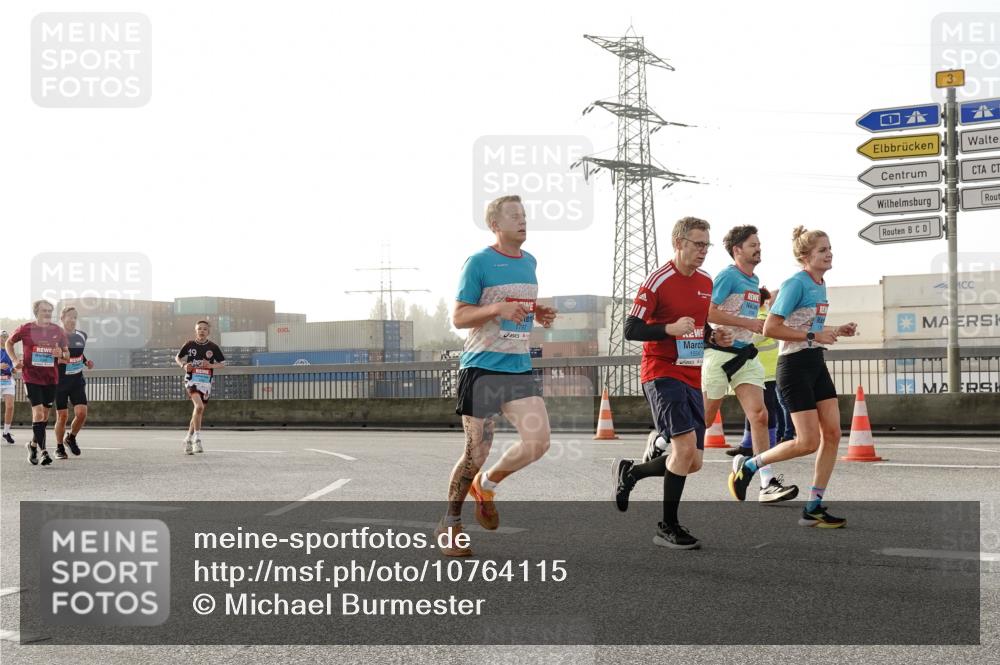 03.10.2026 - Köhlbrandbrückenlauf Michael Burmester http://msf.ph/oto/10764115 03.10.2026 09:16:14 Position 3 3 meine-sportfotos.de