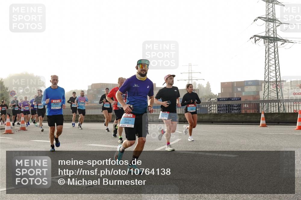 03.10.2026 - Köhlbrandbrückenlauf Michael Burmester http://msf.ph/oto/10764138 03.10.2026 09:16:22 Position 3 3866, 2517 meine-sportfotos.de