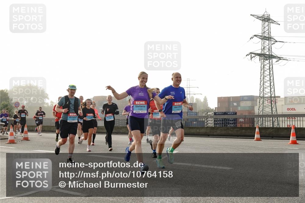 03.10.2026 - Köhlbrandbrückenlauf Michael Burmester http://msf.ph/oto/10764158 03.10.2026 09:16:27 Position 3 1440 meine-sportfotos.de