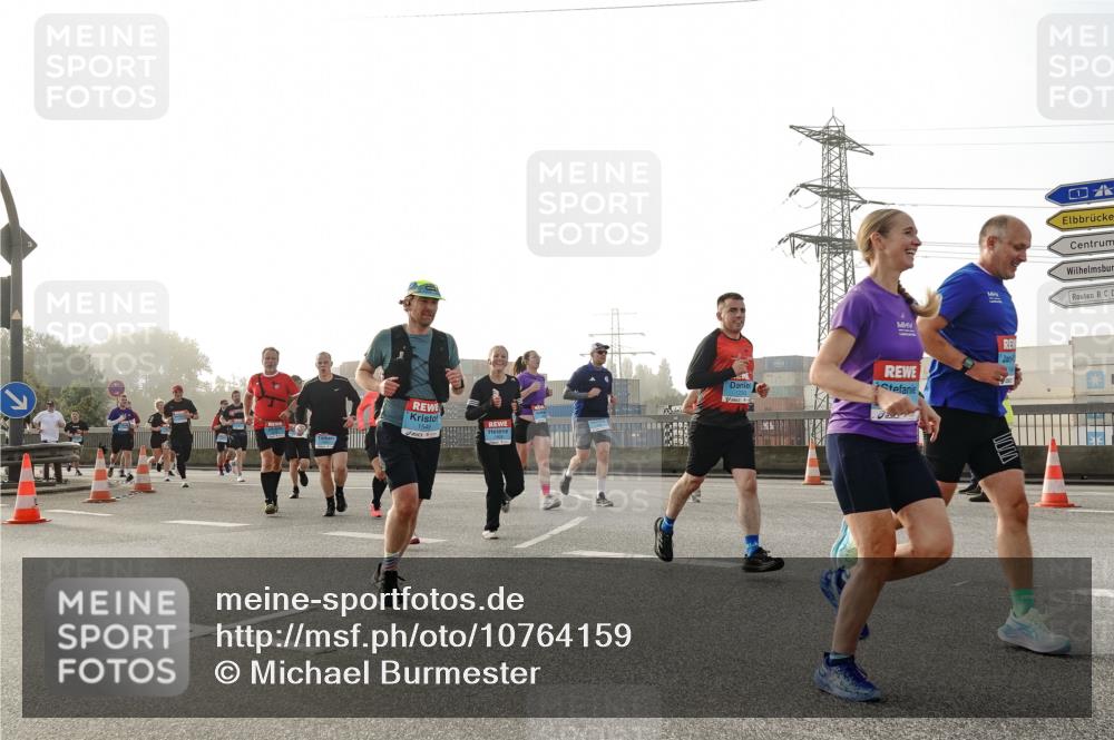 03.10.2026 - Köhlbrandbrückenlauf Michael Burmester http://msf.ph/oto/10764159 03.10.2026 09:16:28 Position 3 1549, 1293 meine-sportfotos.de
