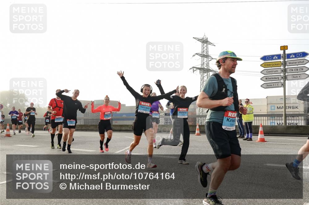 03.10.2026 - Köhlbrandbrückenlauf Michael Burmester http://msf.ph/oto/10764164 03.10.2026 09:16:29 Position 3 3814, 15 meine-sportfotos.de