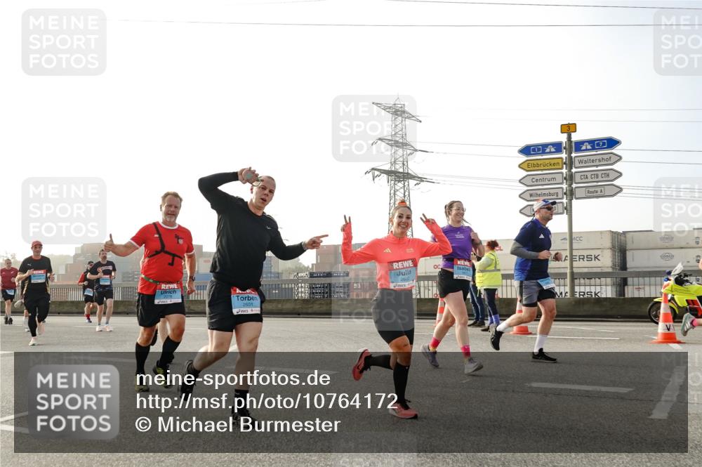 03.10.2026 - Köhlbrandbrückenlauf Michael Burmester http://msf.ph/oto/10764172 03.10.2026 09:16:31 Position 3 2601, 3 meine-sportfotos.de