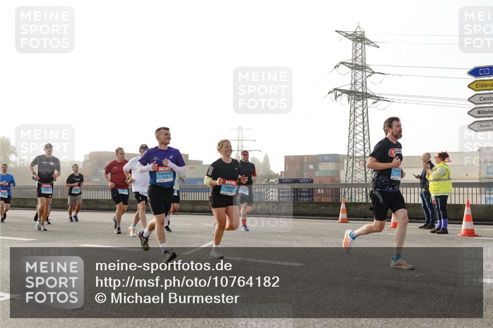 03.10.2026 - Köhlbrandbrückenlauf Michael Burmester http://msf.ph/oto/10764182 03.10.2026 09:16:34 Position 3 1 meine-sportfotos.de