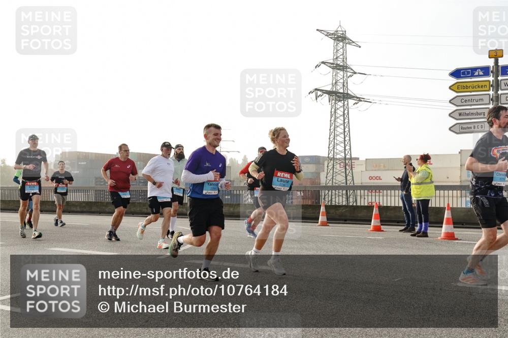 03.10.2026 - Köhlbrandbrückenlauf Michael Burmester http://msf.ph/oto/10764184 03.10.2026 09:16:34 Position 3 2264, 1779 meine-sportfotos.de