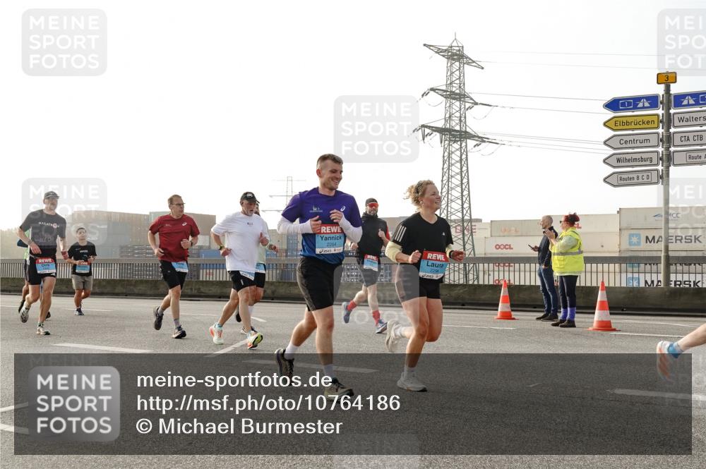 03.10.2026 - Köhlbrandbrückenlauf Michael Burmester http://msf.ph/oto/10764186 03.10.2026 09:16:34 Position 3 2264 meine-sportfotos.de