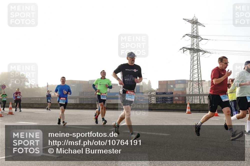 03.10.2026 - Köhlbrandbrückenlauf Michael Burmester http://msf.ph/oto/10764191 03.10.2026 09:16:36 Position 3 2343 meine-sportfotos.de