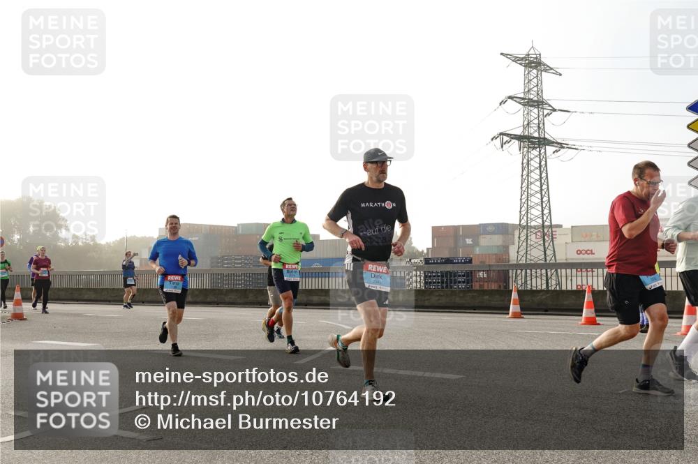 03.10.2026 - Köhlbrandbrückenlauf Michael Burmester http://msf.ph/oto/10764192 03.10.2026 09:16:36 Position 3  meine-sportfotos.de