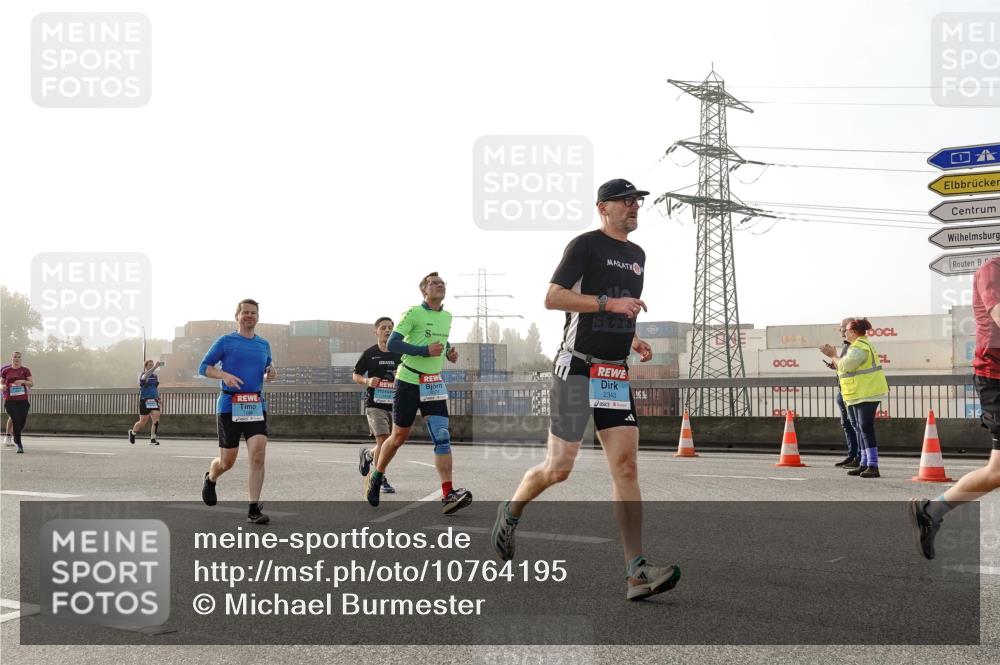 03.10.2026 - Köhlbrandbrückenlauf Michael Burmester http://msf.ph/oto/10764195 03.10.2026 09:16:36 Position 3 2343, 1 meine-sportfotos.de