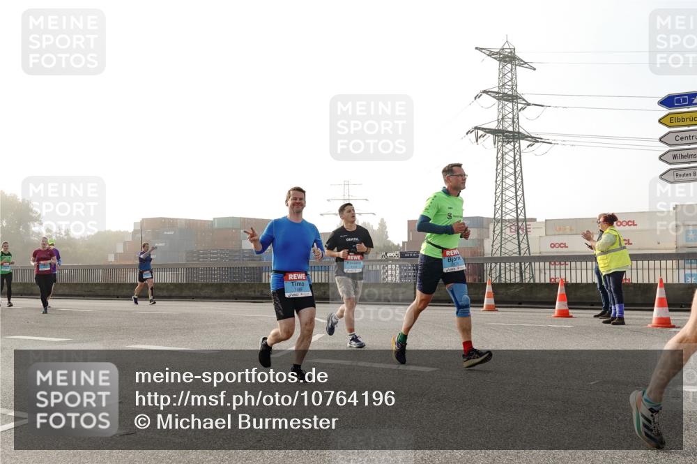 03.10.2026 - Köhlbrandbrückenlauf Michael Burmester http://msf.ph/oto/10764196 03.10.2026 09:16:37 Position 3 1 meine-sportfotos.de