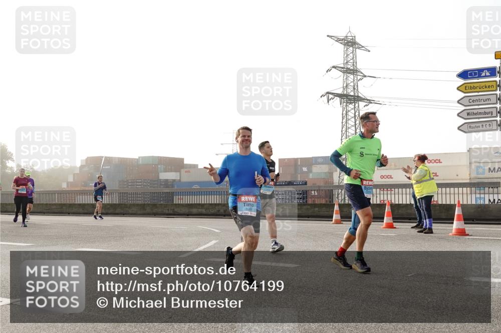 03.10.2026 - Köhlbrandbrückenlauf Michael Burmester http://msf.ph/oto/10764199 03.10.2026 09:16:37 Position 3 1089 meine-sportfotos.de