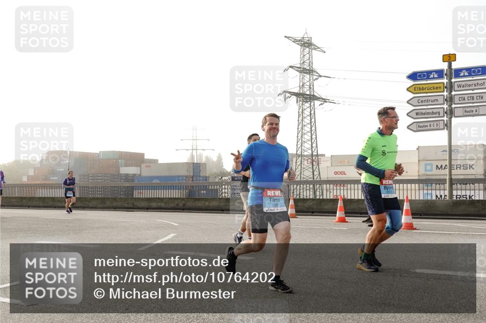 03.10.2026 - Köhlbrandbrückenlauf Michael Burmester http://msf.ph/oto/10764202 03.10.2026 09:16:38 Position 3 1089, 3 meine-sportfotos.de