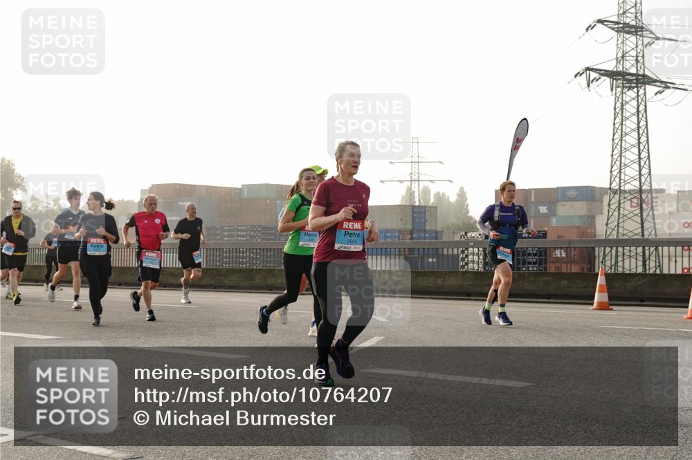 03.10.2026 - Köhlbrandbrückenlauf Michael Burmester http://msf.ph/oto/10764207 03.10.2026 09:16:41 Position 3 95, 2669 meine-sportfotos.de