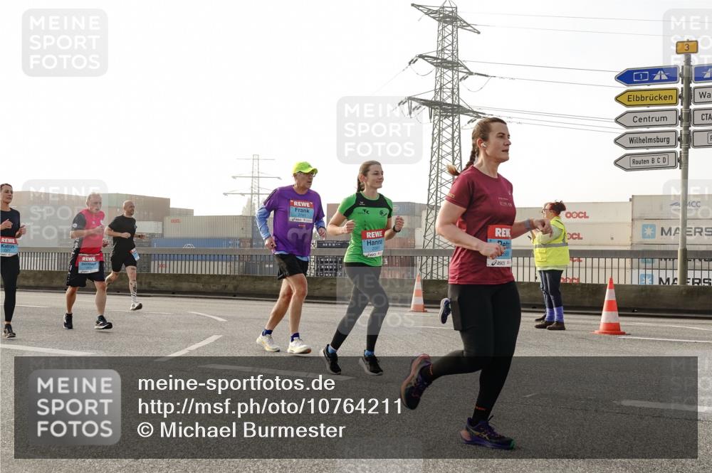 03.10.2026 - Köhlbrandbrückenlauf Michael Burmester http://msf.ph/oto/10764211 03.10.2026 09:16:42 Position 3 42, 395, 3 meine-sportfotos.de