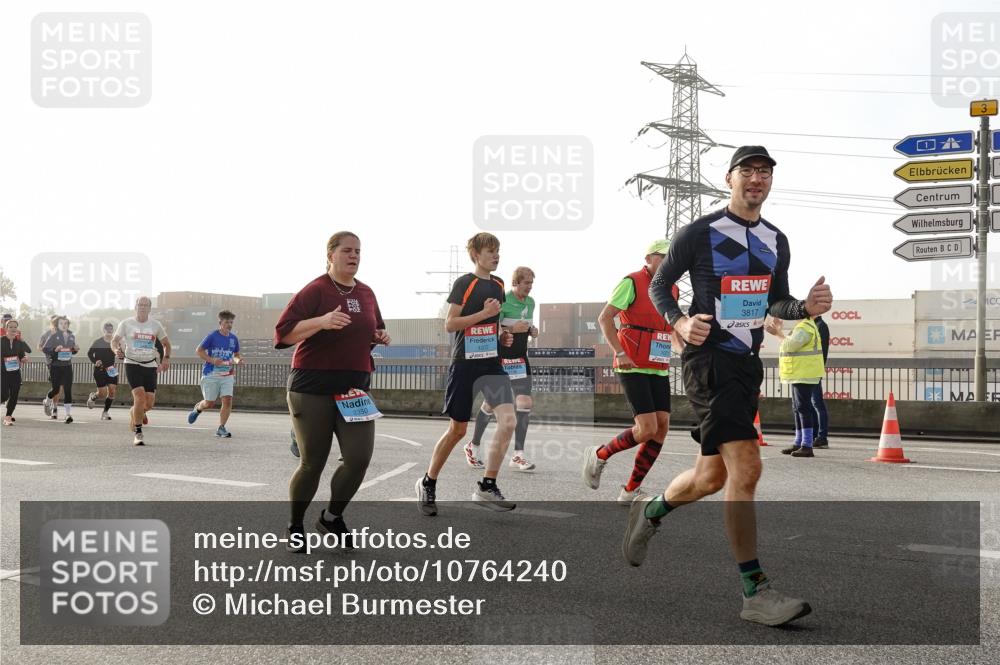 03.10.2026 - Köhlbrandbrückenlauf Michael Burmester http://msf.ph/oto/10764240 03.10.2026 09:16:51 Position 3 2350, 3817, 3 meine-sportfotos.de