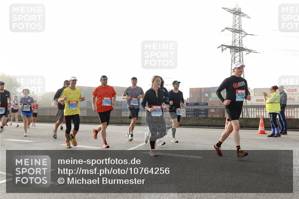 03.10.2026 - Köhlbrandbrückenlauf Michael Burmester http://msf.ph/oto/10764256 03.10.2026 09:16:55 Position 3 3130 meine-sportfotos.de