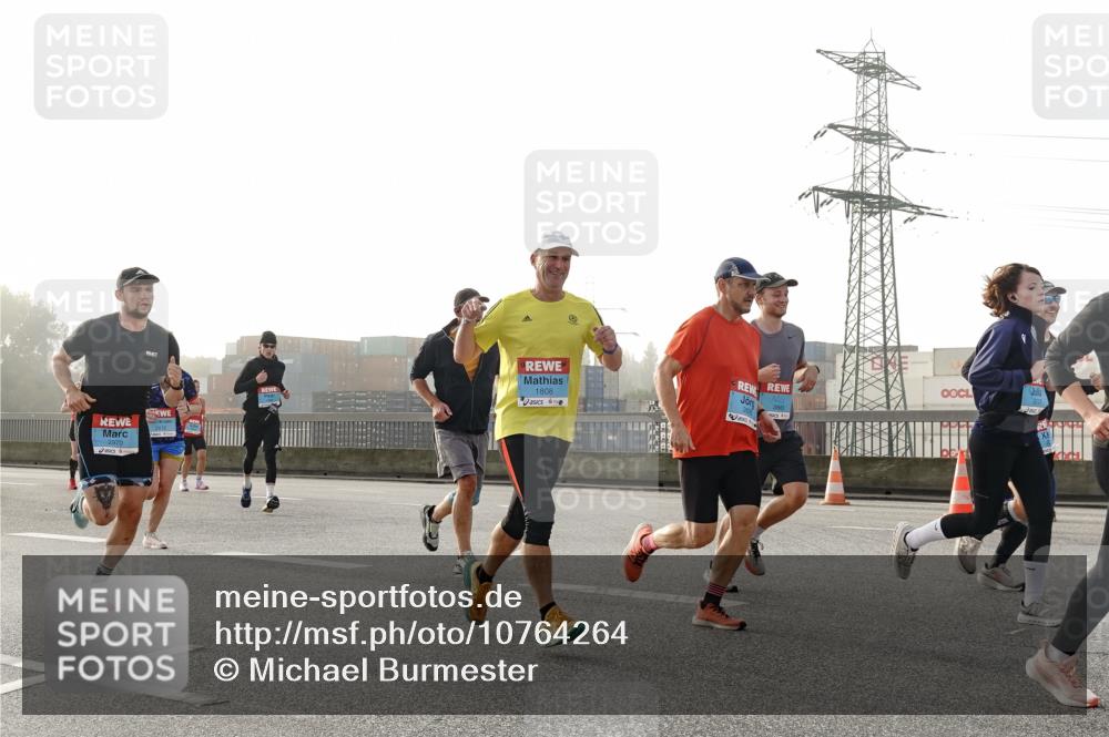 03.10.2026 - Köhlbrandbrückenlauf Michael Burmester http://msf.ph/oto/10764264 03.10.2026 09:16:56 Position 3 2970, 1808 meine-sportfotos.de