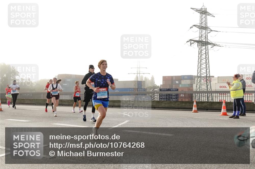 03.10.2026 - Köhlbrandbrückenlauf Michael Burmester http://msf.ph/oto/10764268 03.10.2026 09:16:58 Position 3 2072 meine-sportfotos.de
