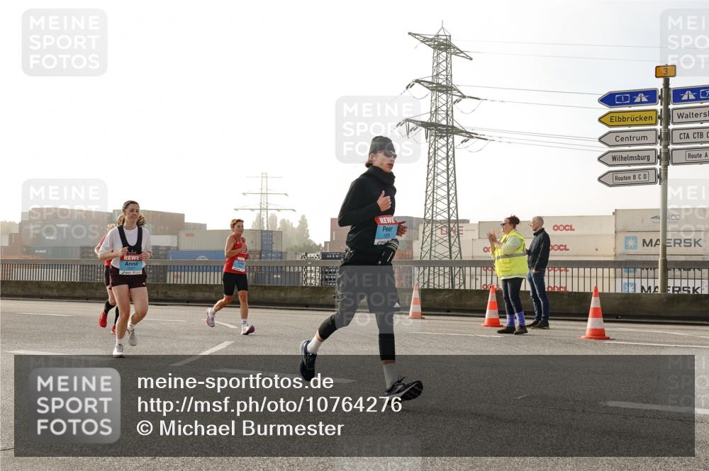 03.10.2026 - Köhlbrandbrückenlauf Michael Burmester http://msf.ph/oto/10764276 03.10.2026 09:16:59 Position 3 3, 1304 meine-sportfotos.de