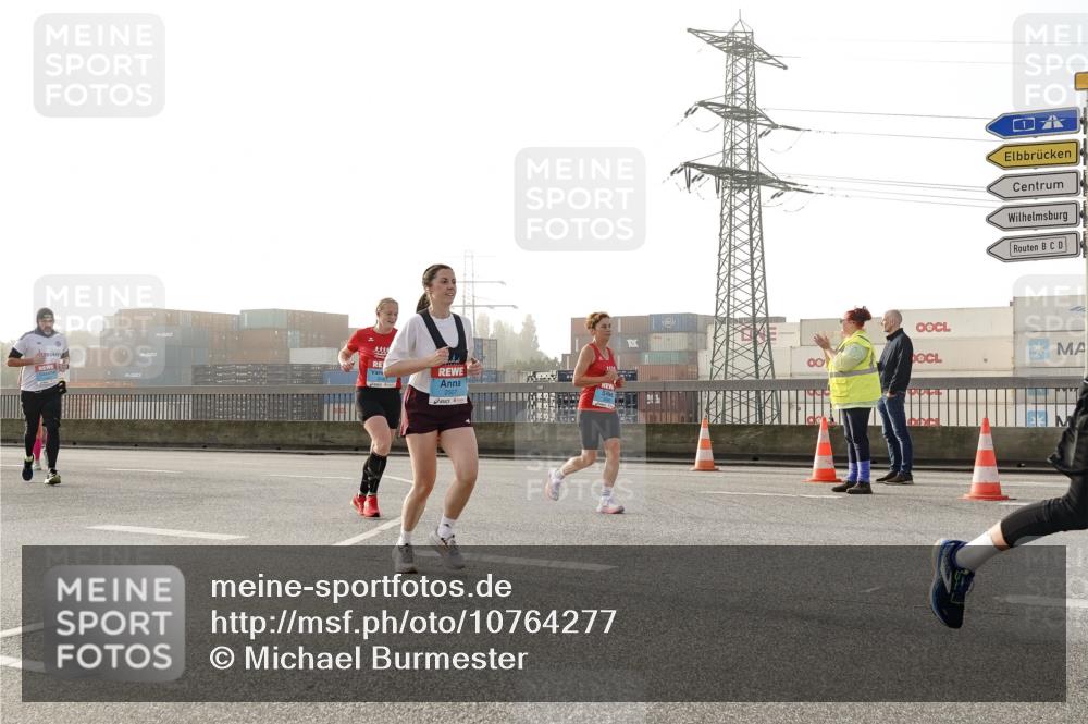 03.10.2026 - Köhlbrandbrückenlauf Michael Burmester http://msf.ph/oto/10764277 03.10.2026 09:17:00 Position 3  meine-sportfotos.de