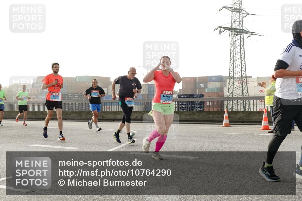 03.10.2026 - Köhlbrandbrückenlauf Michael Burmester http://msf.ph/oto/10764290 03.10.2026 09:17:04 Position 3 9, 2759, 00 meine-sportfotos.de