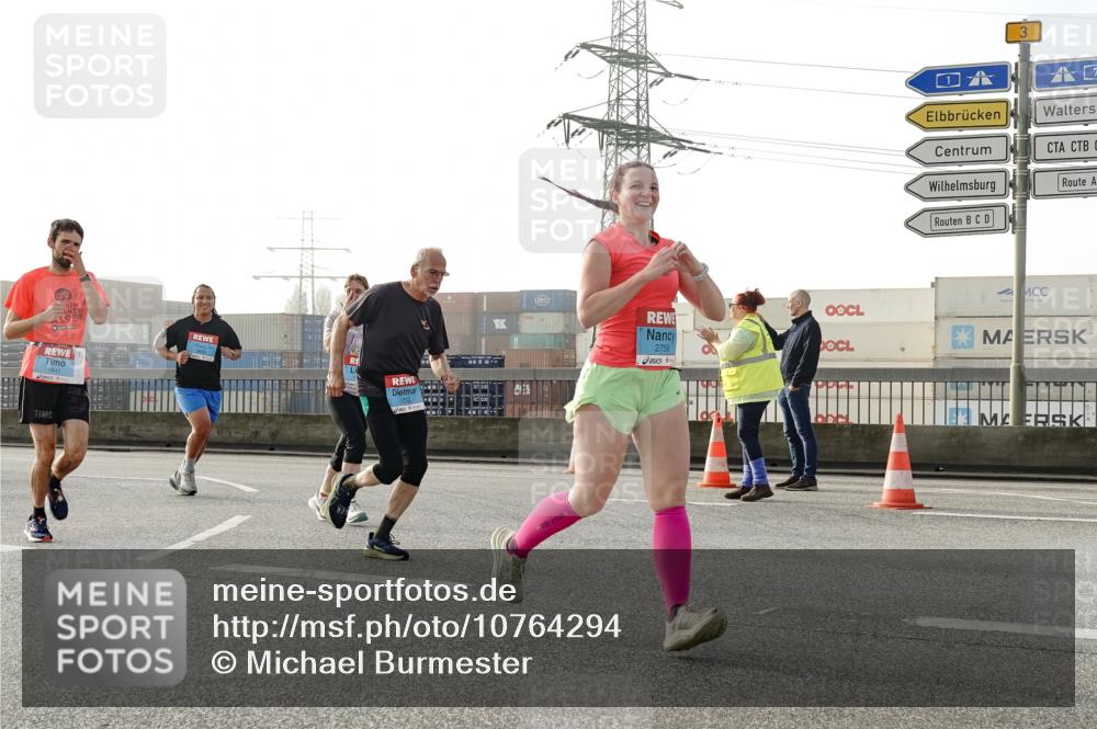 03.10.2026 - Köhlbrandbrückenlauf Michael Burmester http://msf.ph/oto/10764294 03.10.2026 09:17:05 Position 3 9, 2759, 3 meine-sportfotos.de