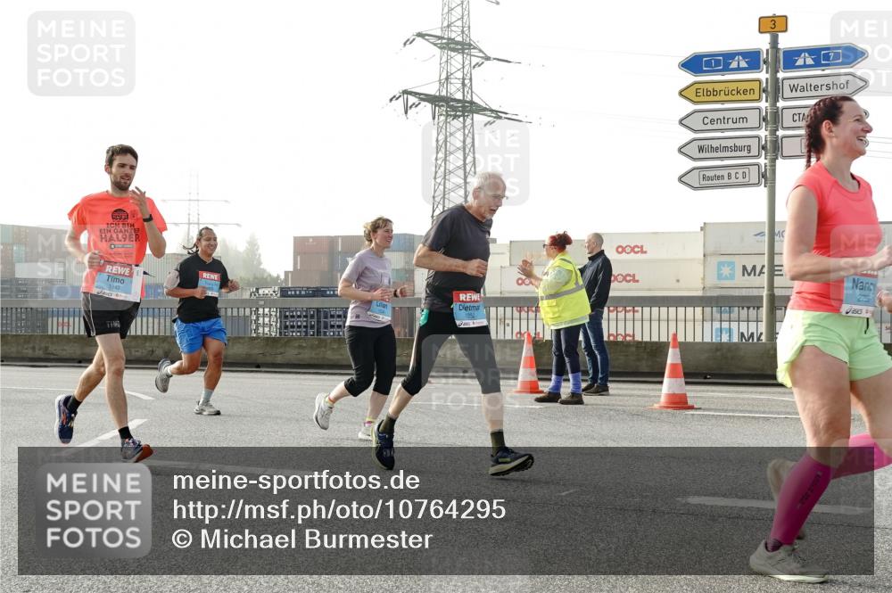 03.10.2026 - Köhlbrandbrückenlauf Michael Burmester http://msf.ph/oto/10764295 03.10.2026 09:17:05 Position 3 9, 1842, 3, 275, 1252 meine-sportfotos.de