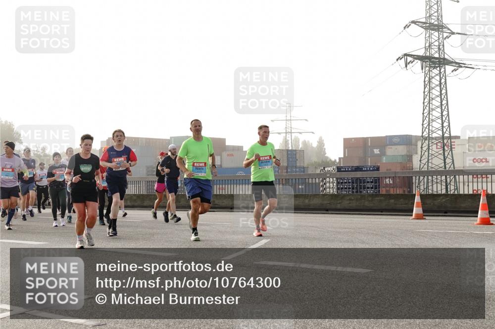 03.10.2026 - Köhlbrandbrückenlauf Michael Burmester http://msf.ph/oto/10764300 03.10.2026 09:17:07 Position 3  meine-sportfotos.de