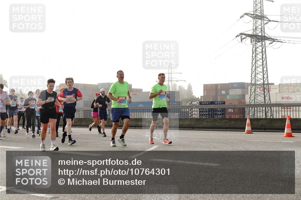 03.10.2026 - Köhlbrandbrückenlauf Michael Burmester http://msf.ph/oto/10764301 03.10.2026 09:17:07 Position 3  meine-sportfotos.de