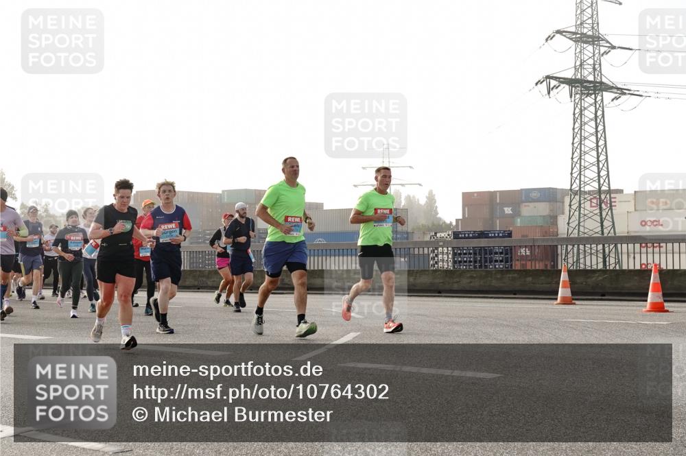 03.10.2026 - Köhlbrandbrückenlauf Michael Burmester http://msf.ph/oto/10764302 03.10.2026 09:17:08 Position 3  meine-sportfotos.de