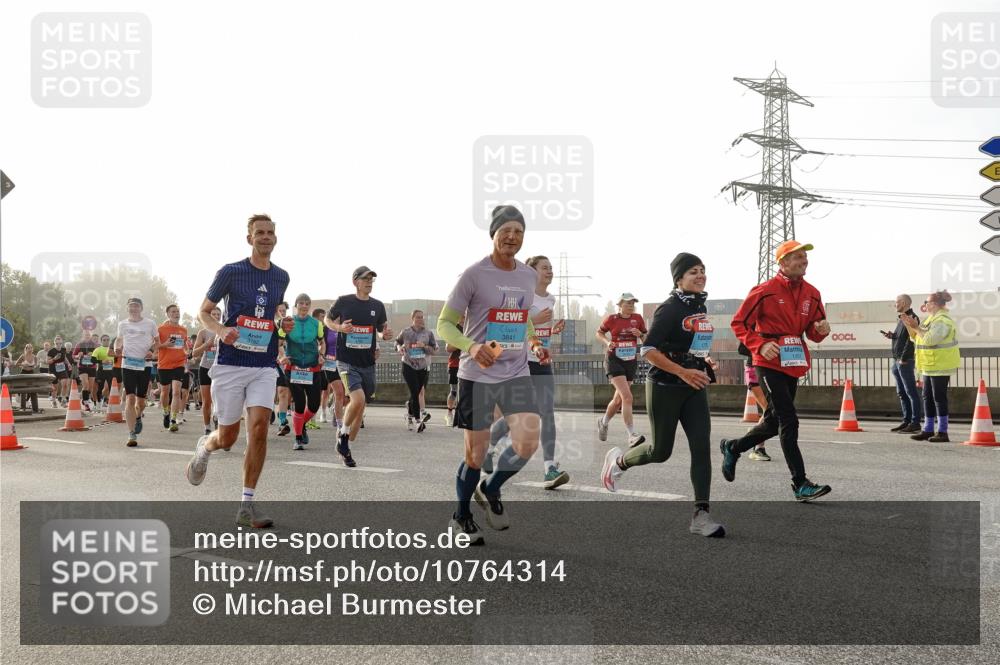 03.10.2026 - Köhlbrandbrückenlauf Michael Burmester http://msf.ph/oto/10764314 03.10.2026 09:17:11 Position 3 14, 3841, 1202 meine-sportfotos.de