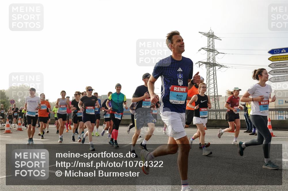 03.10.2026 - Köhlbrandbrückenlauf Michael Burmester http://msf.ph/oto/10764322 03.10.2026 09:17:12 Position 3 3762, 14, 3780, 1289 meine-sportfotos.de