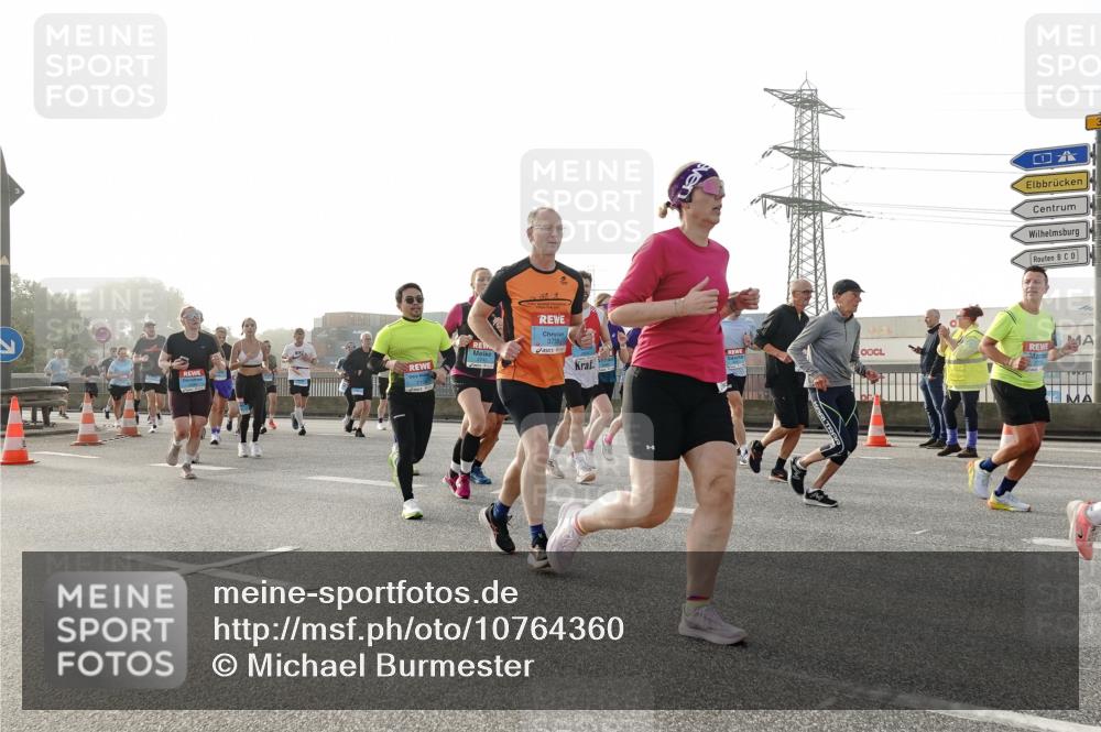 03.10.2026 - Köhlbrandbrückenlauf Michael Burmester http://msf.ph/oto/10764360 03.10.2026 09:17:17 Position 3 3759 meine-sportfotos.de