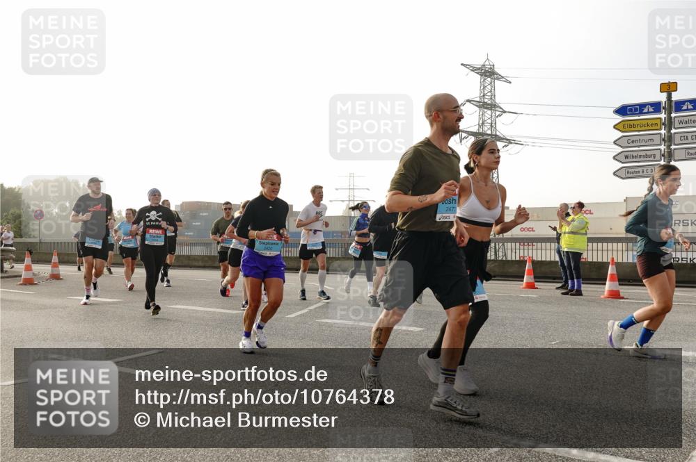 03.10.2026 - Köhlbrandbrückenlauf Michael Burmester http://msf.ph/oto/10764378 03.10.2026 09:17:20 Position 3 2420, 2477 meine-sportfotos.de
